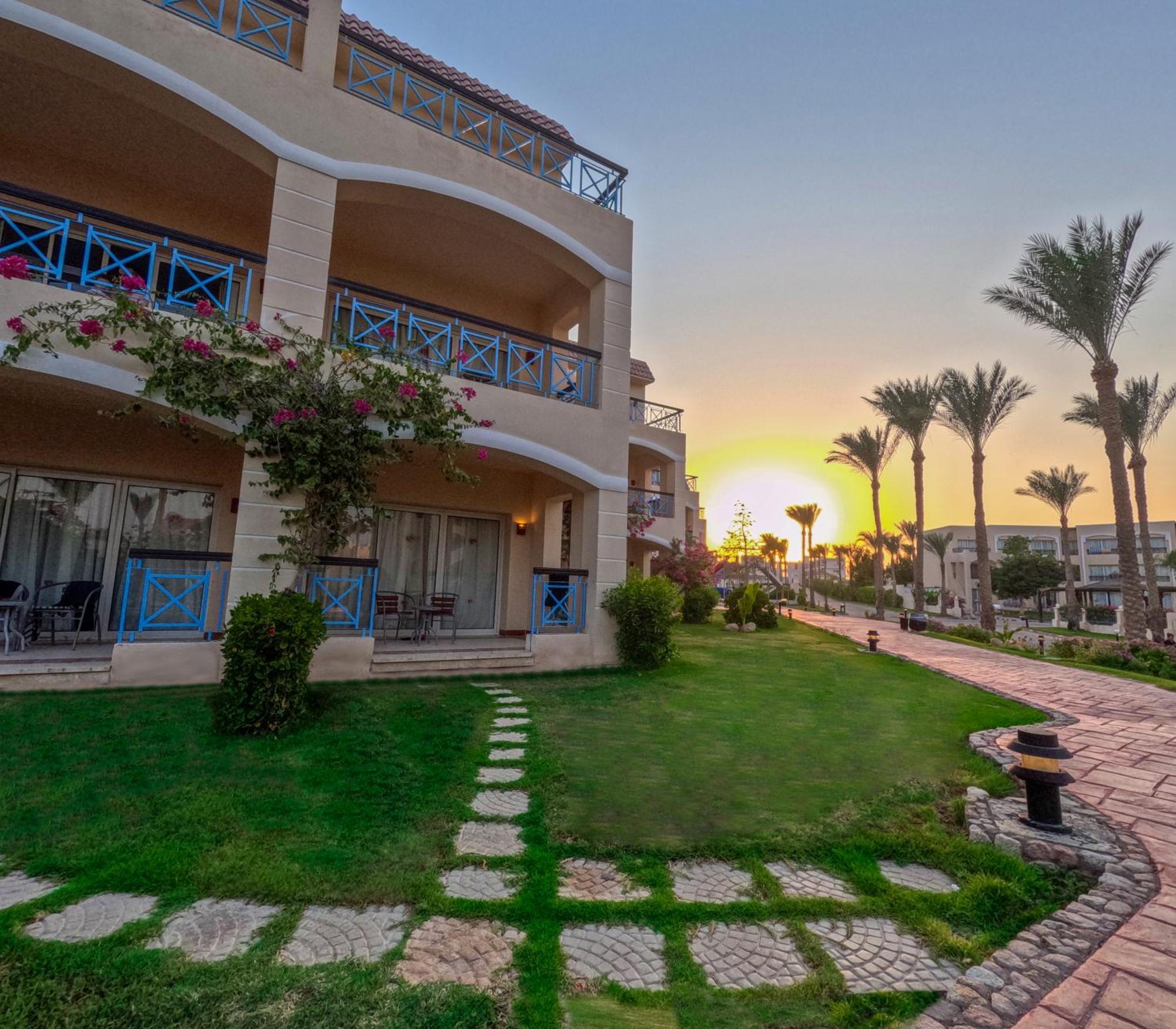 Ivy Cyrene Island Aqua Park Resort (Adults Only) Шарм-эль-Шейх Экстерьер фото